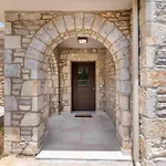 Eftichia's Nomad Stone House Holiday home *