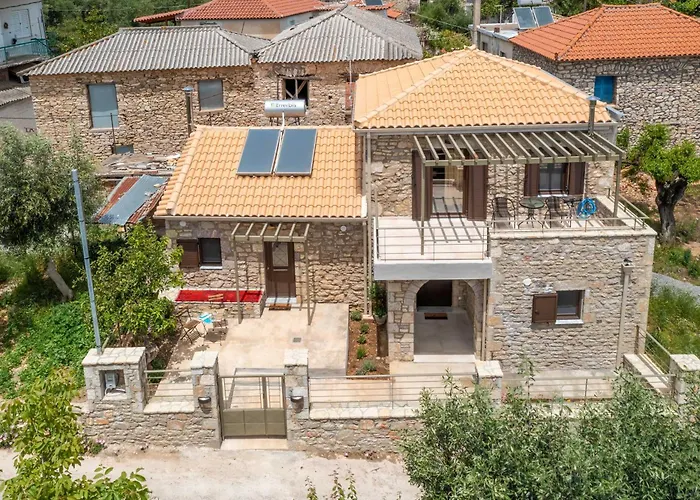 Eftichia's Nomad Stone House Dom wakacyjny