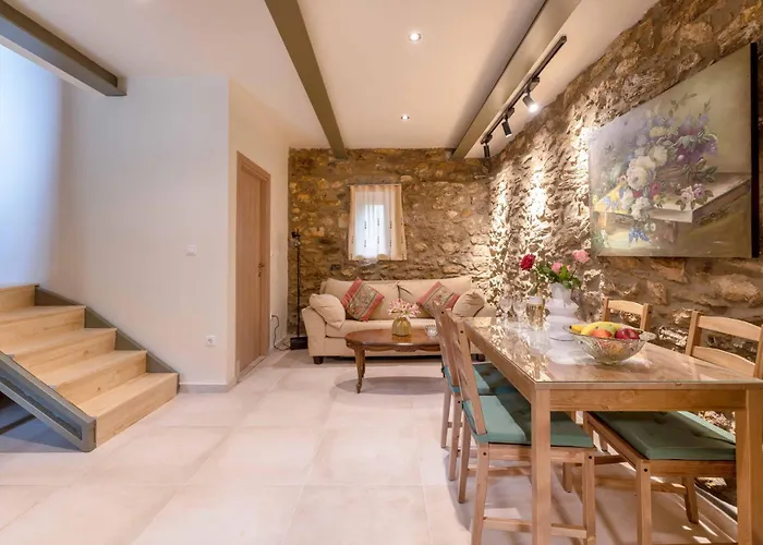 Eftichia's Nomad Stone House * Dhouvraiika